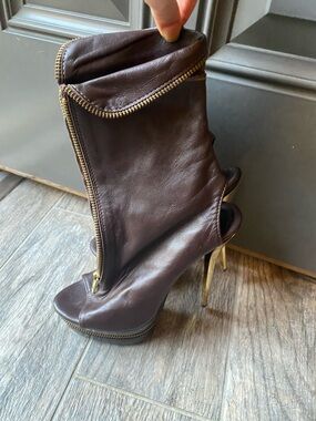 Peep toe leather brown booties